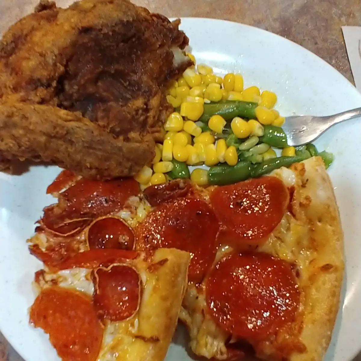 Broasted Chicken & Pizza and Fixins