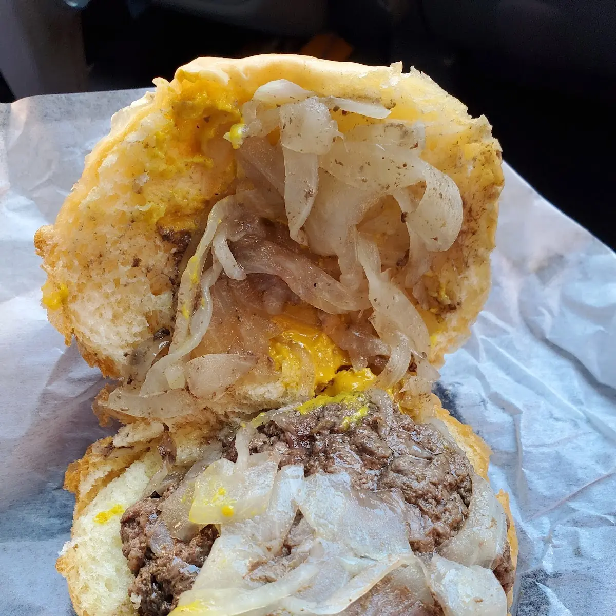 Pete's Burger with Oinions & Mustard