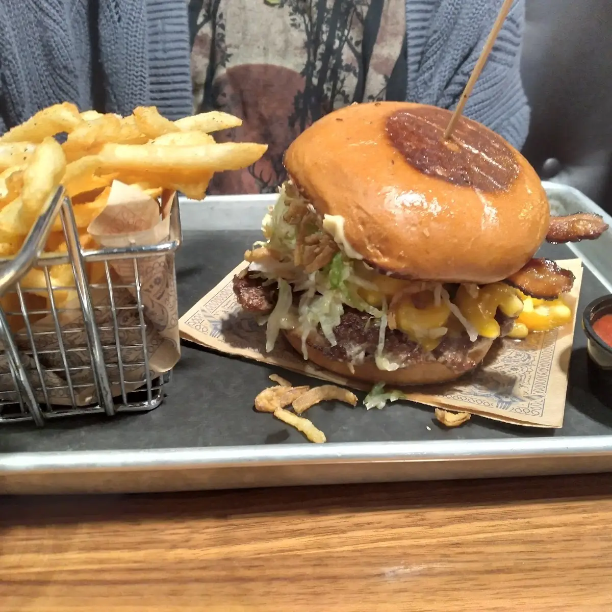 Motley Que Pulled Pork Sandwich