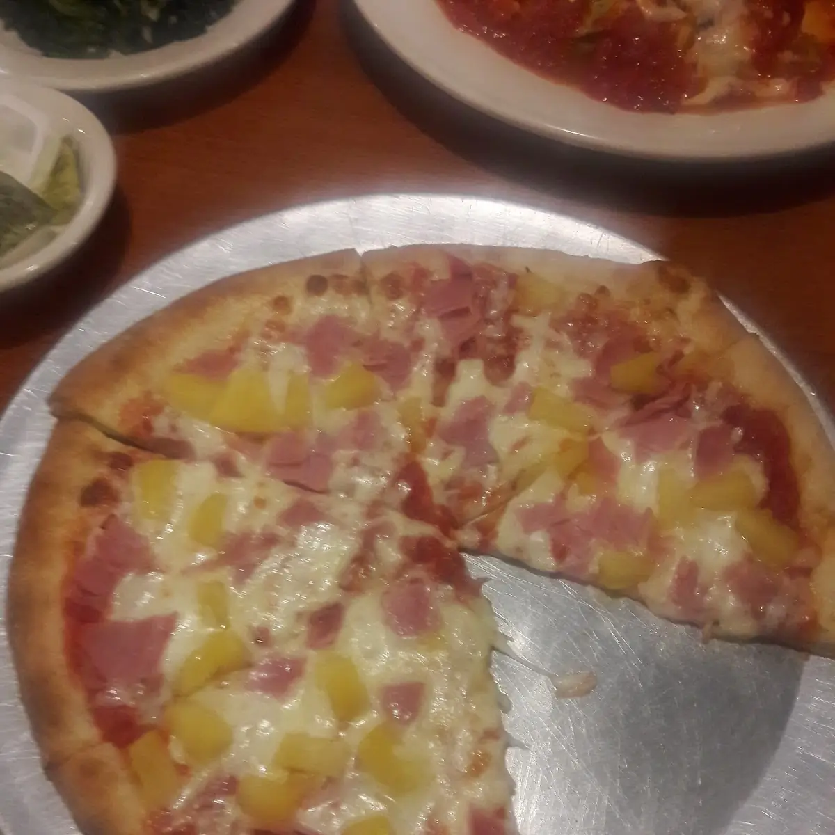 White Hawaiian Pizza