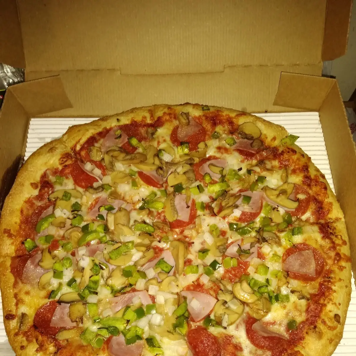 Eugene Supreme Pizza
