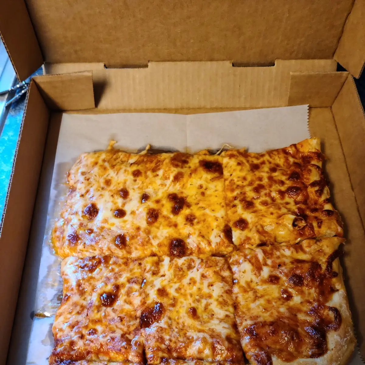 6 Cheese Pizza Slices