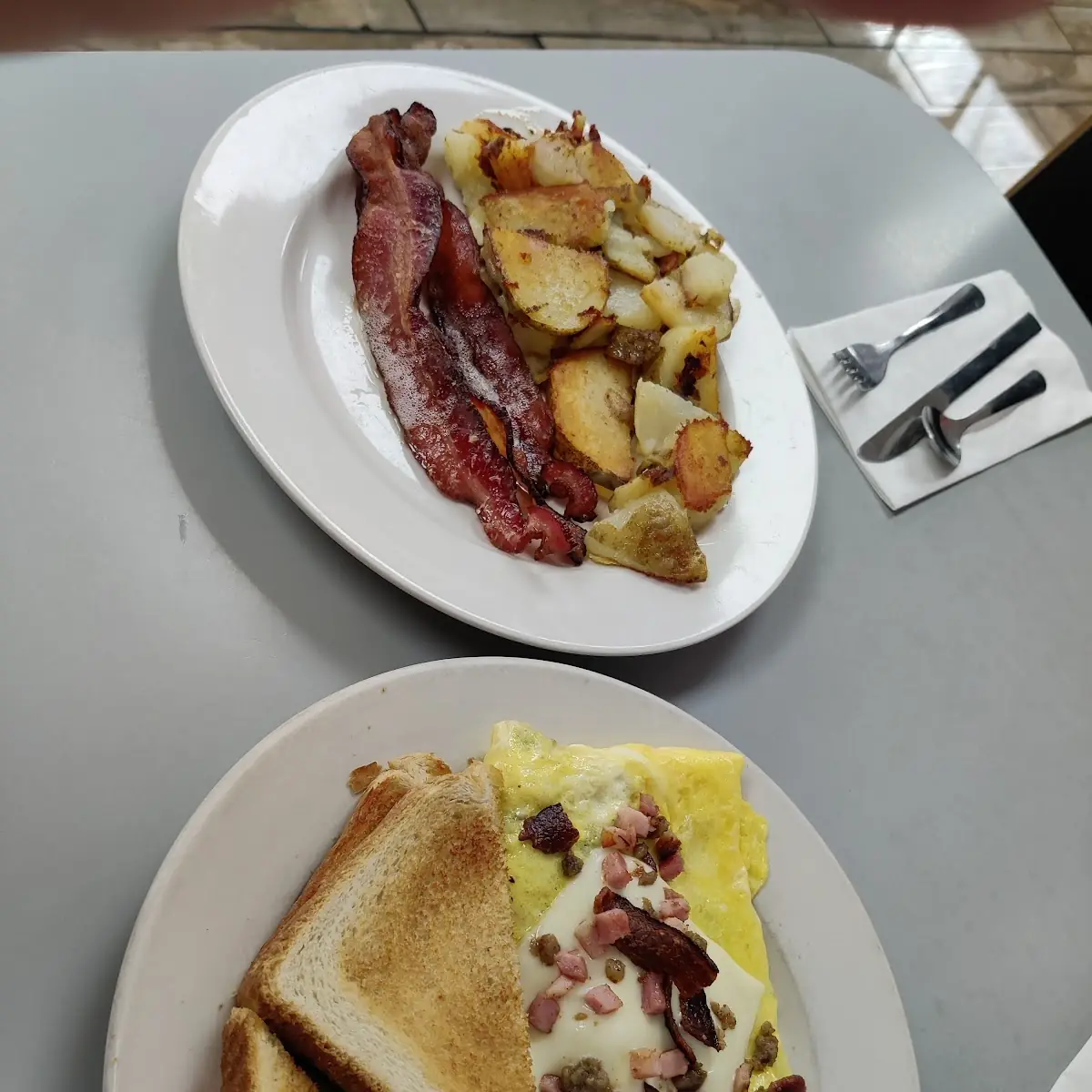 Corn Beef Hash Eggs Homefries Toast