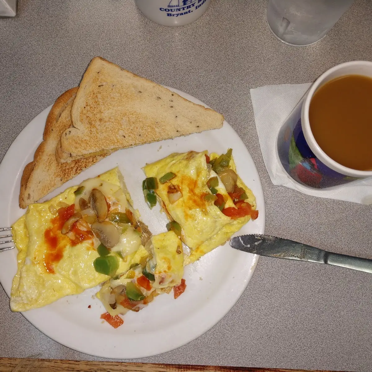 Veggie Omelet with Rye Toast