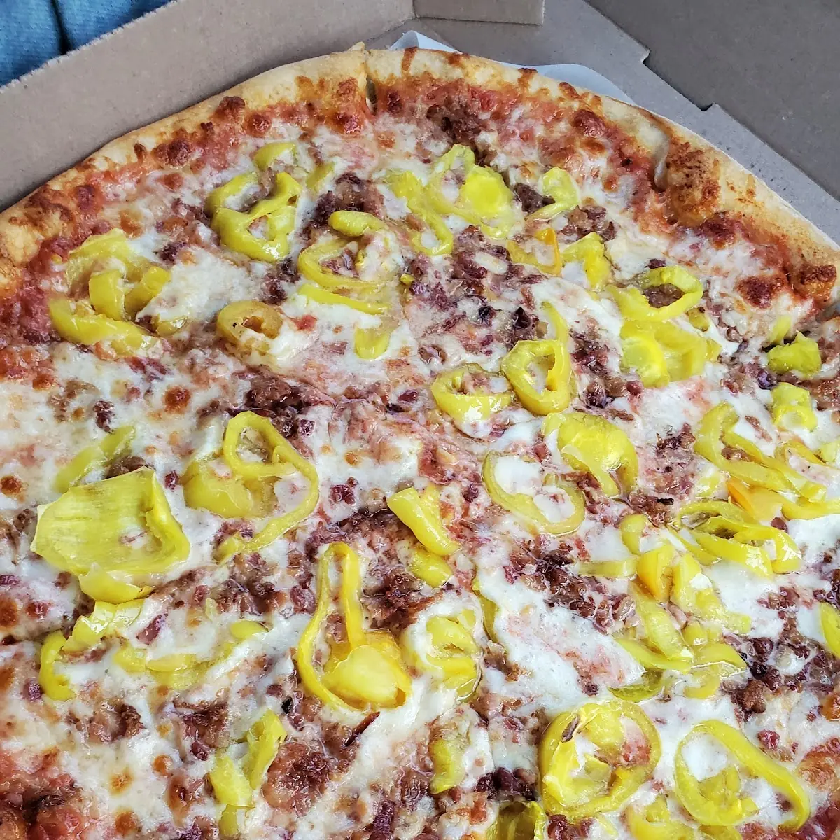 Pizza with Banana Peppers