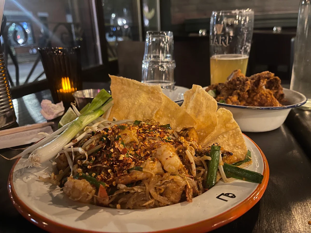 Shrimp Pad Thai