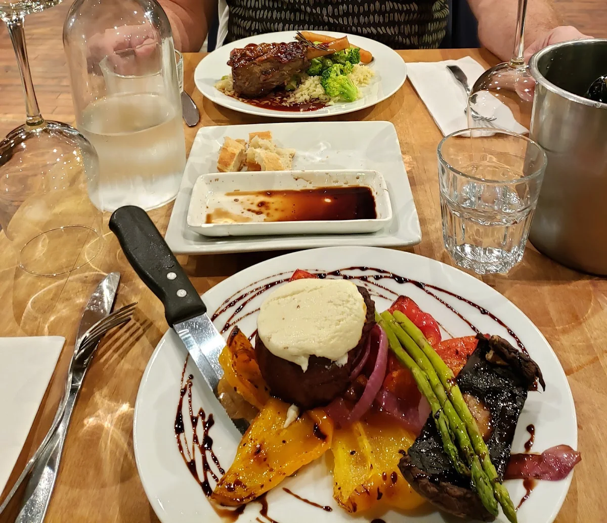 Highlights, Méchant Steak Magog