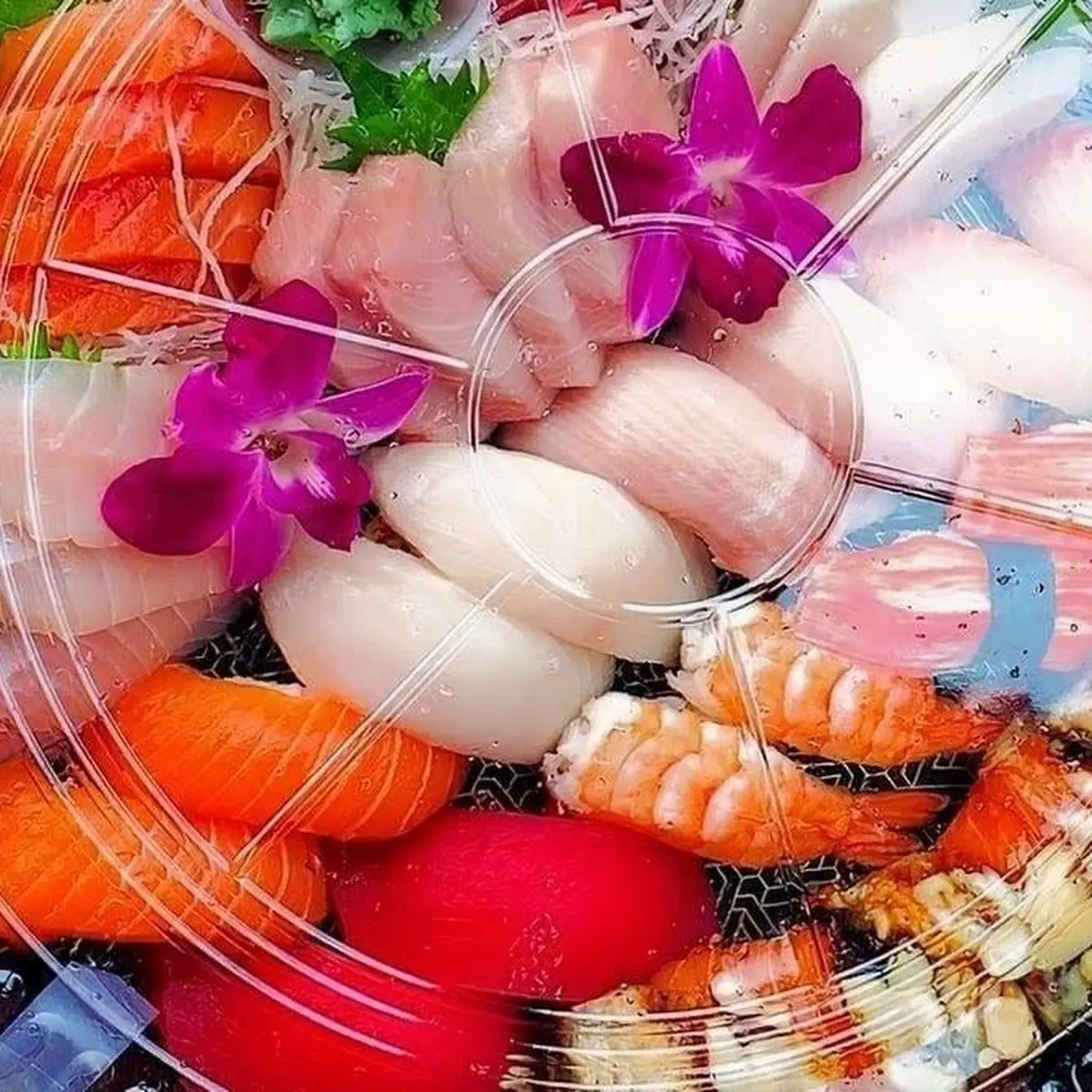 Sashimi Deluxe