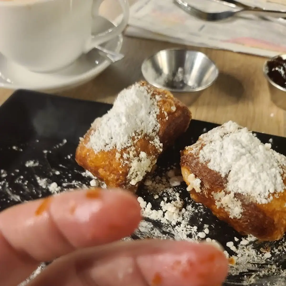 Croissant Beignets