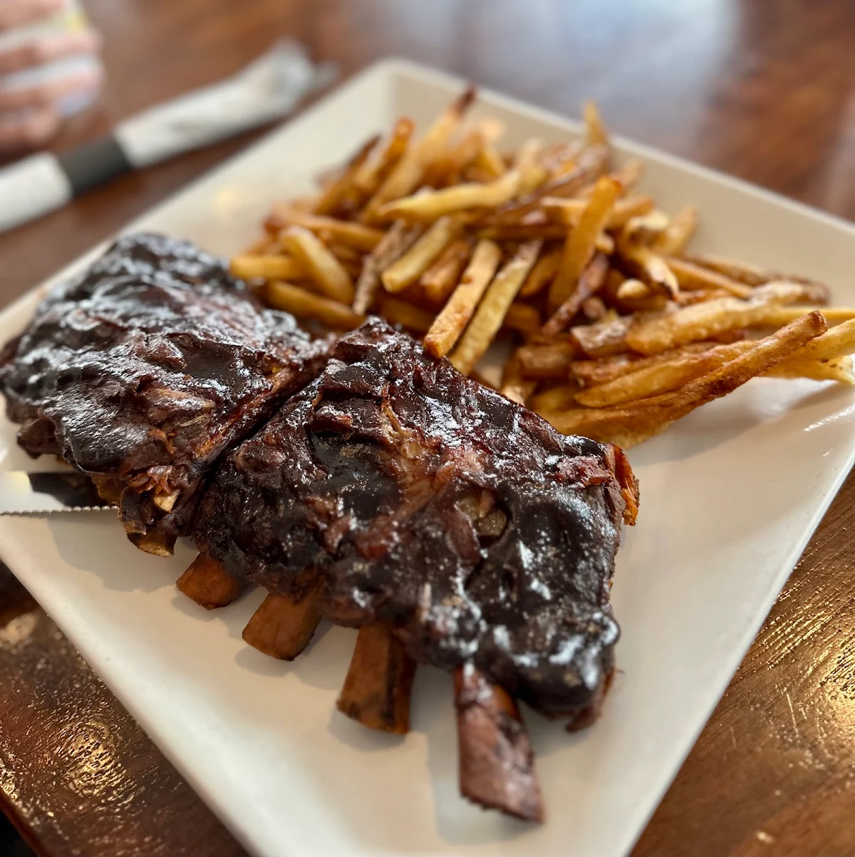 Full Rack of Ribs, Wixan's Bridge Restaurant