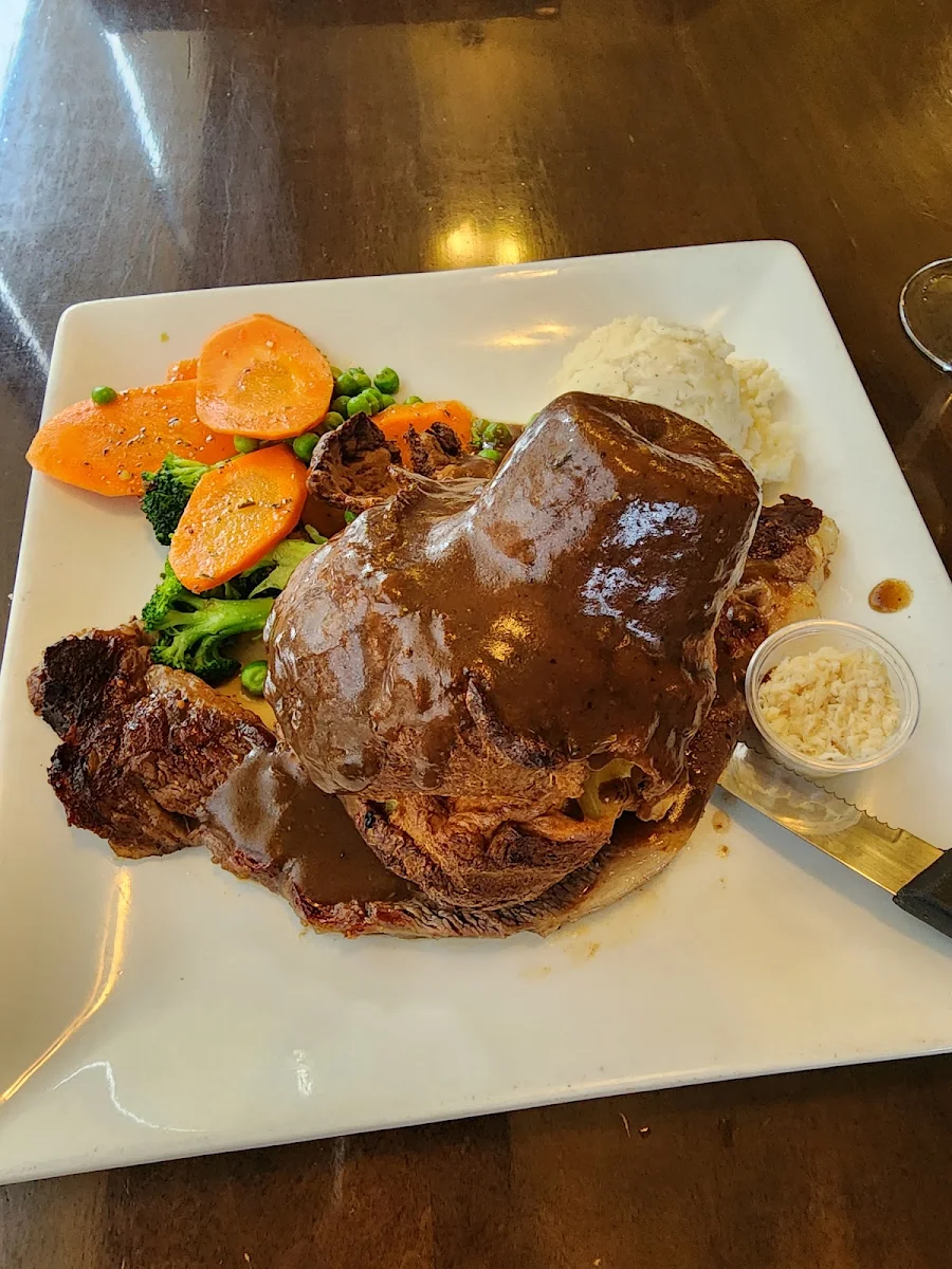 Prime Rib Roast Special, Wixan's Bridge Restaurant