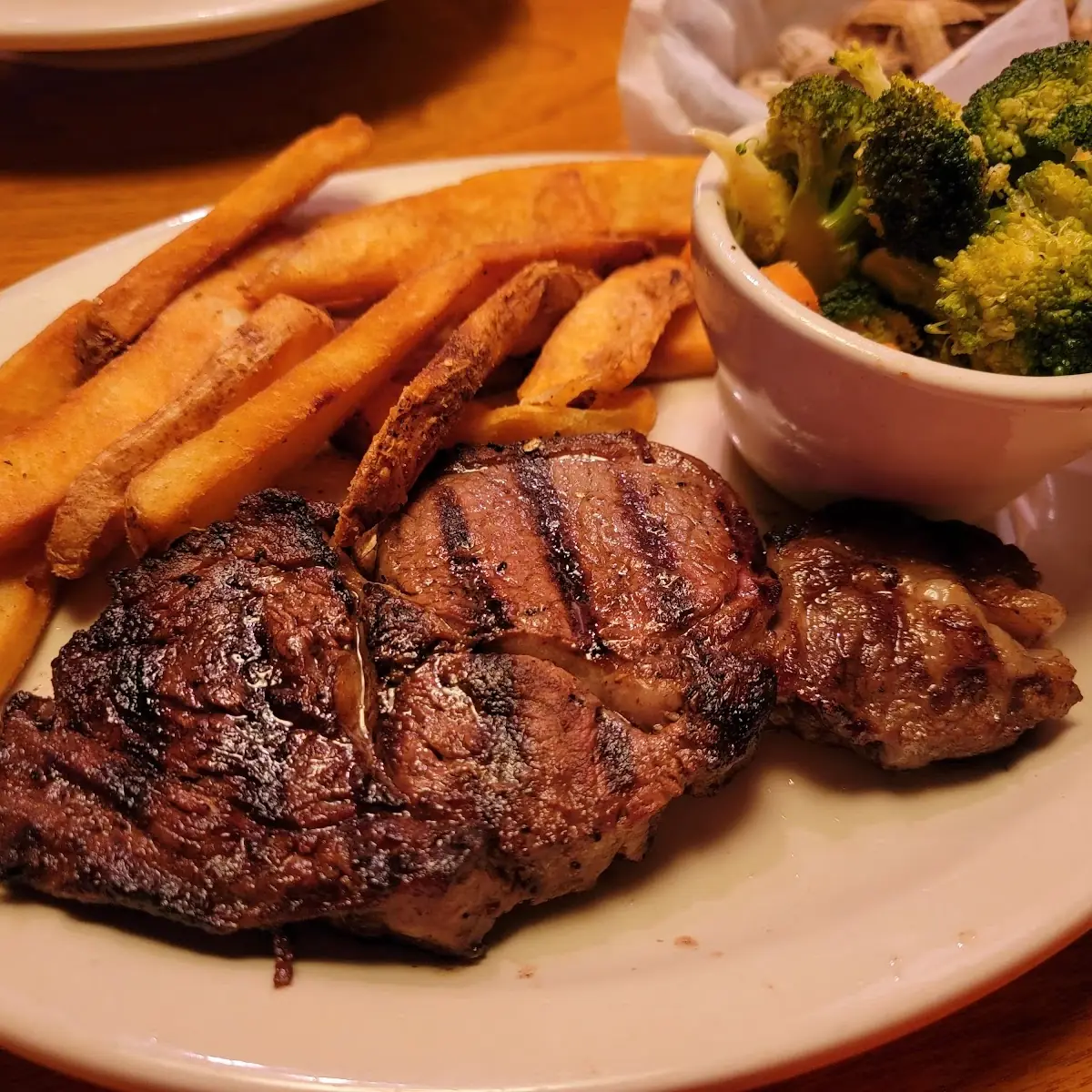Sirloin & Grilled Shrimp Combo with 2 Sides