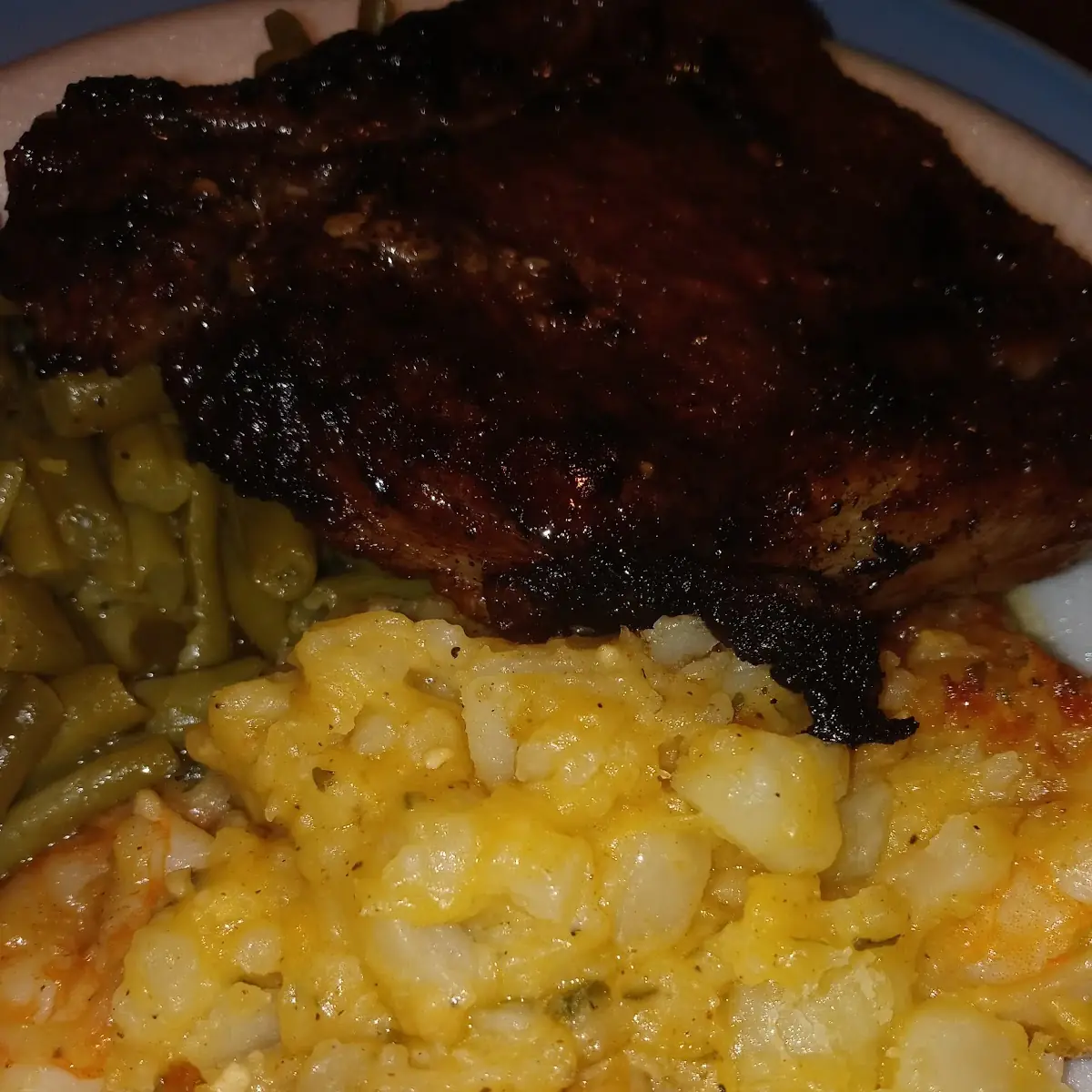 Ribeye Steak Mac N Cheese Greenbeans