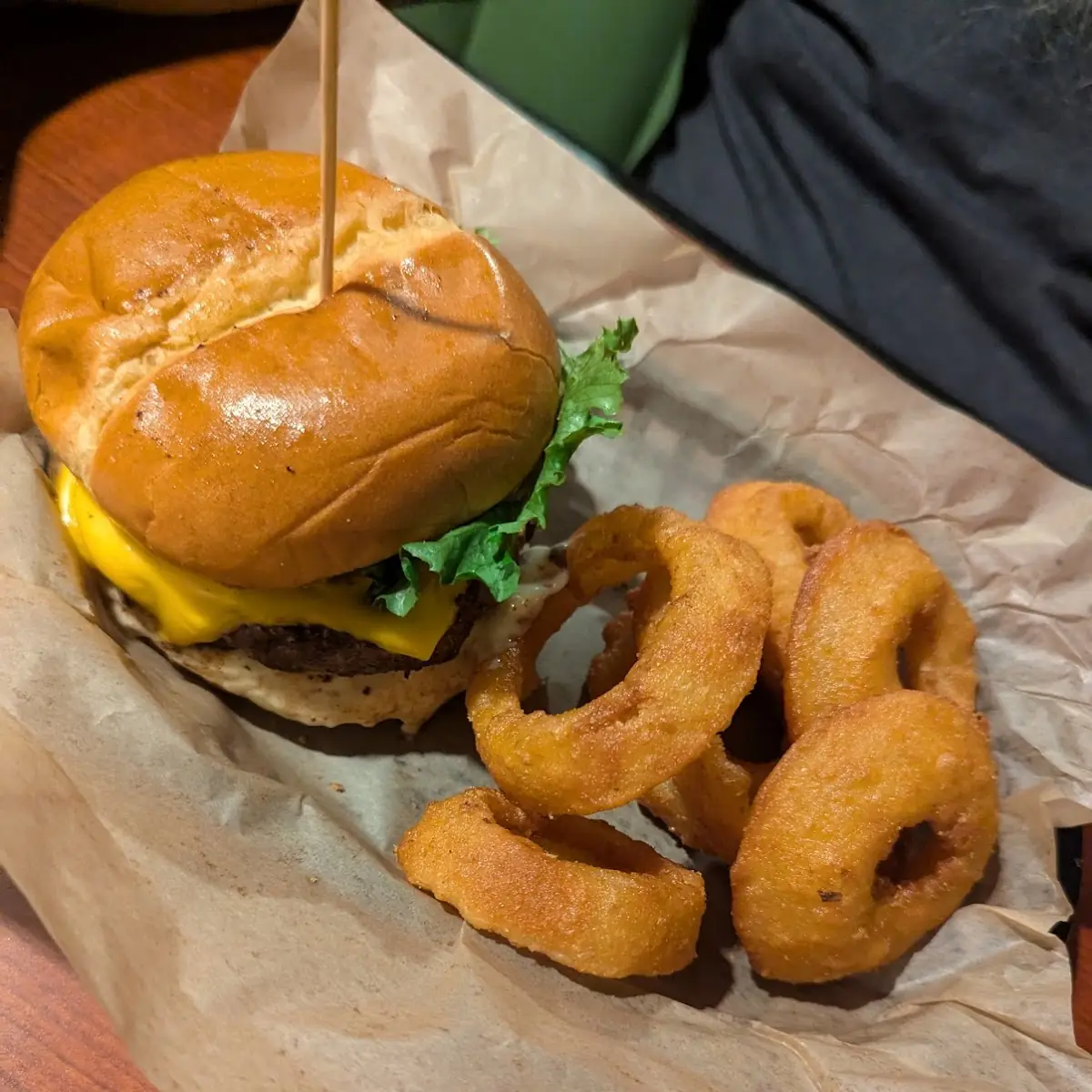 Hamburger Deluxe