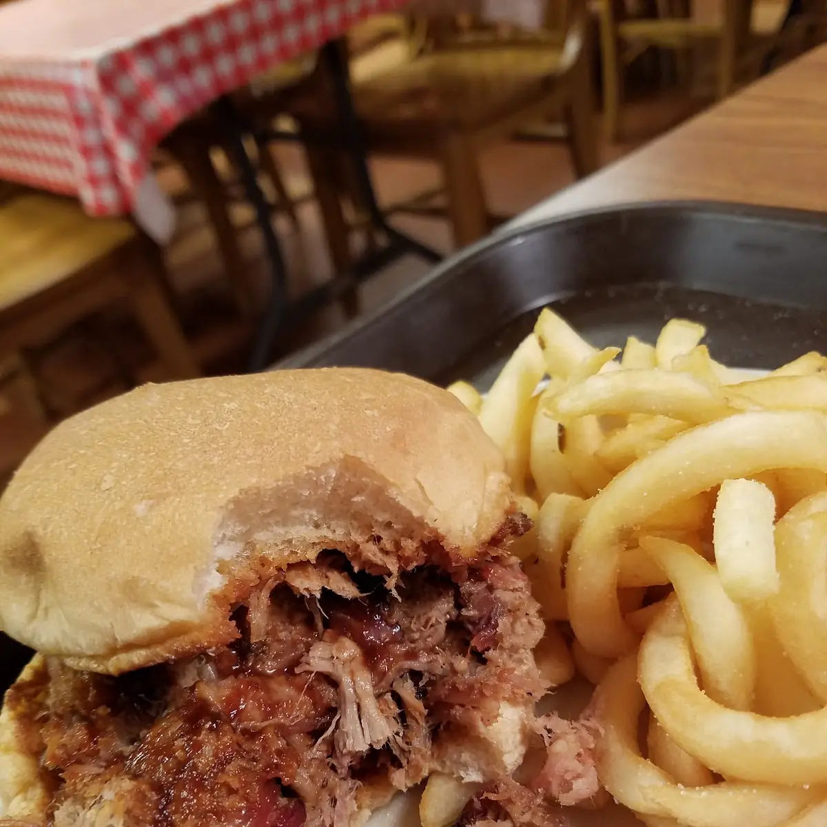 BBQ Pulled Pork Sandwich Platter