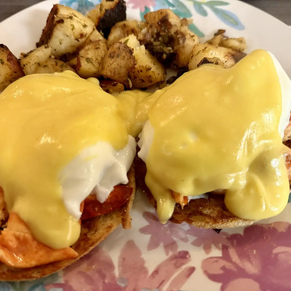 Crab Benedict