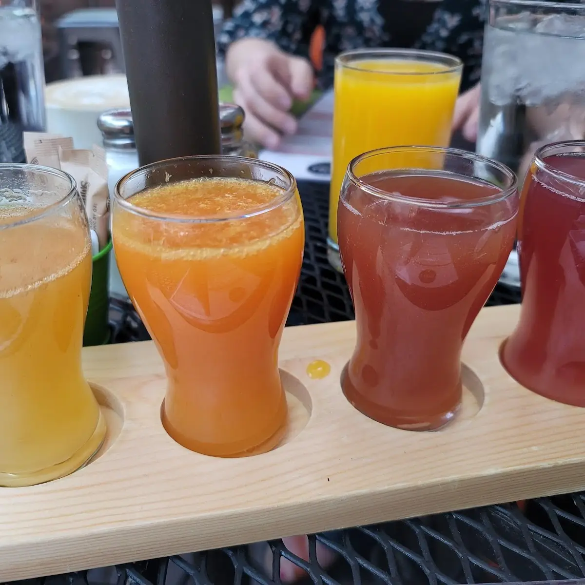 Mimosa Flight