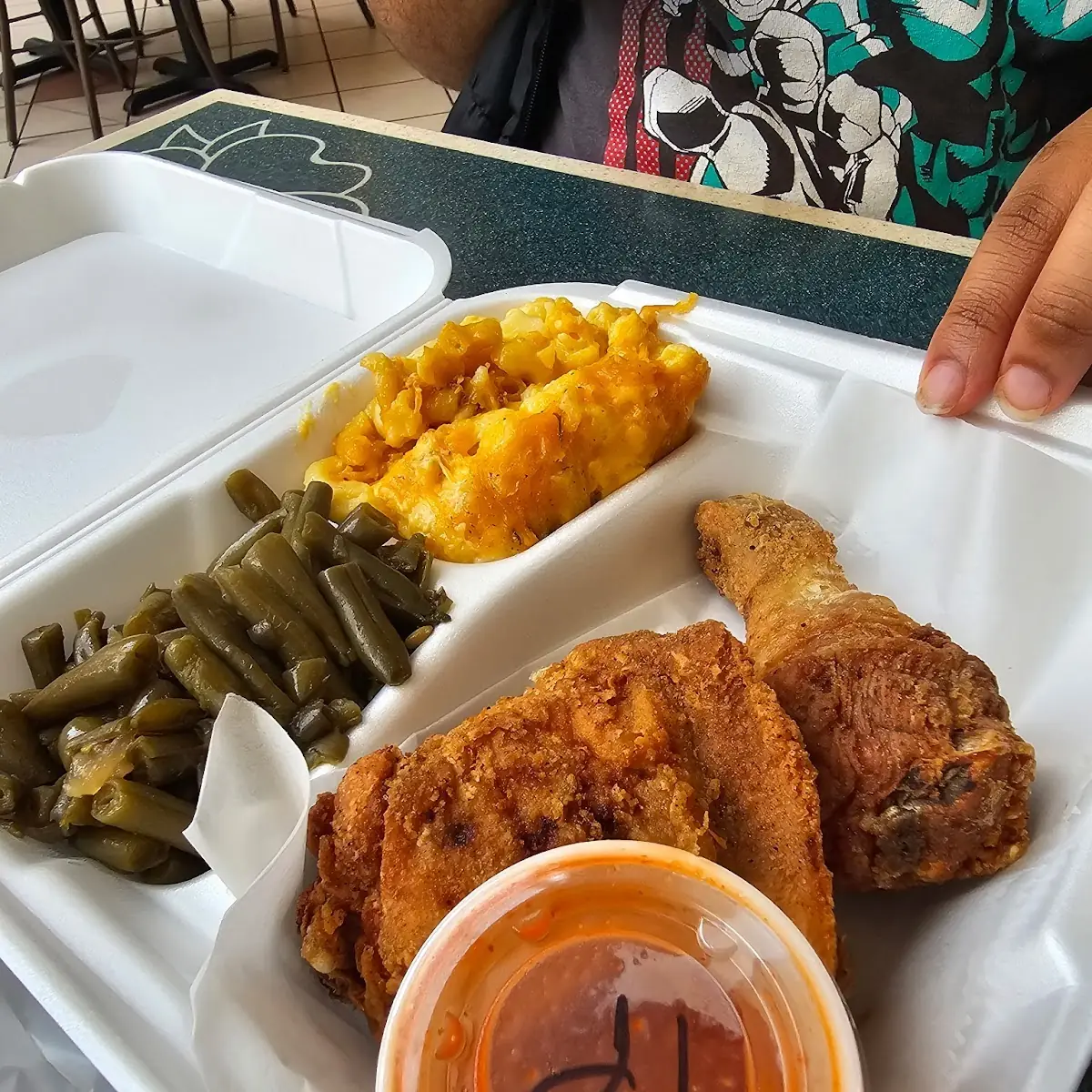 Mac and Cheese and Green Beans