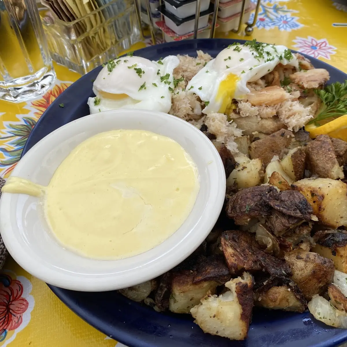 Crab Benedict