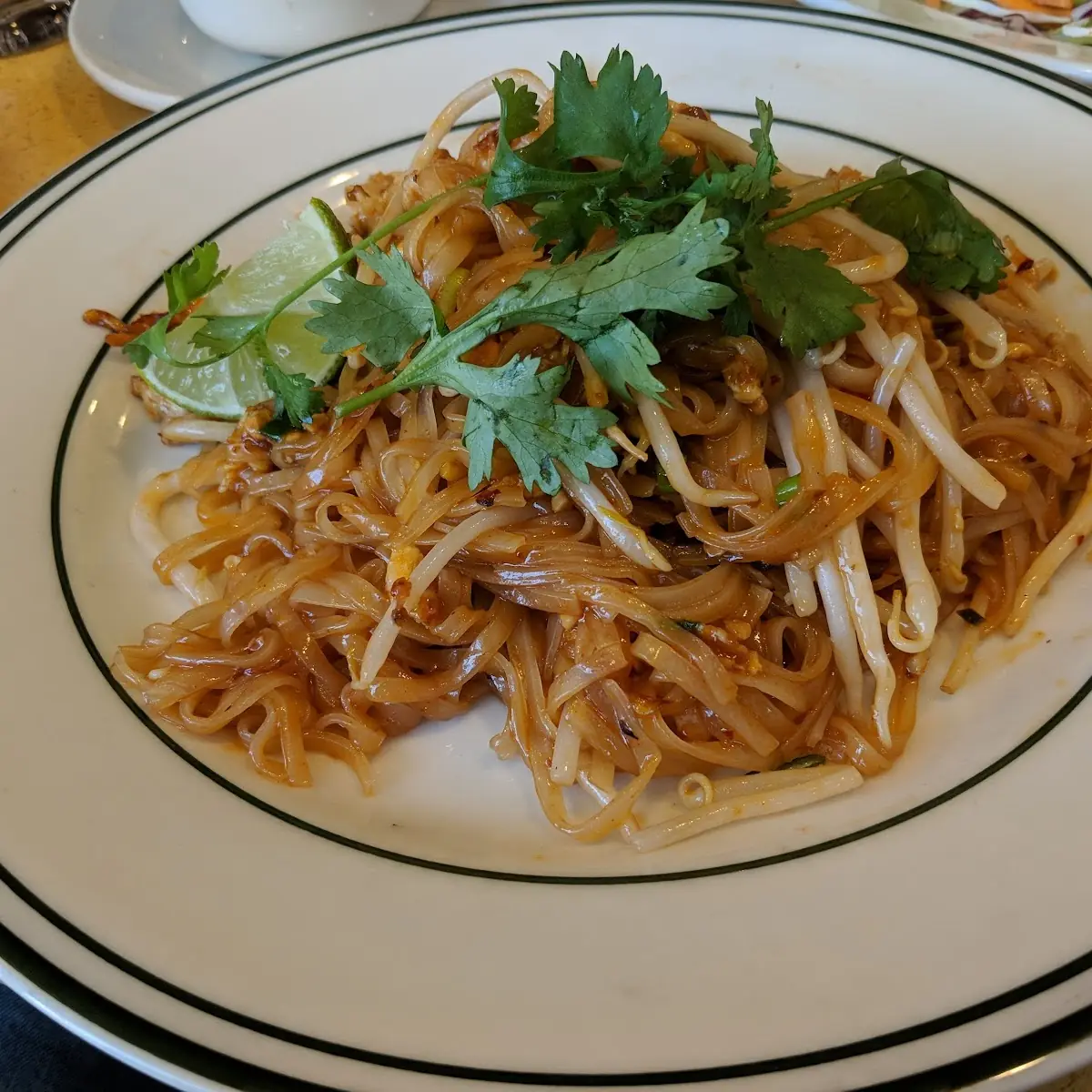 Phad Thai Chicken