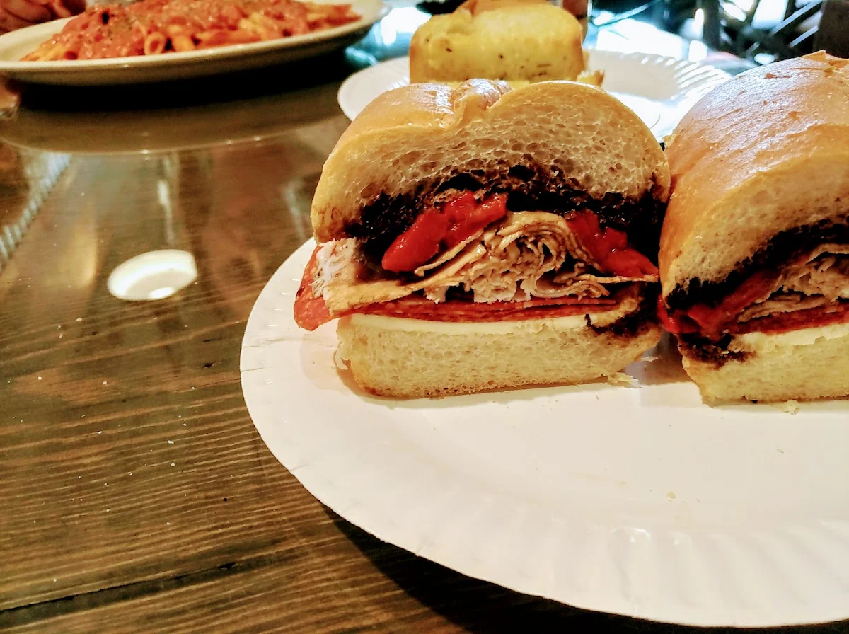 Fresh Mozzarella Sandwich with Turkey and Pepperoni