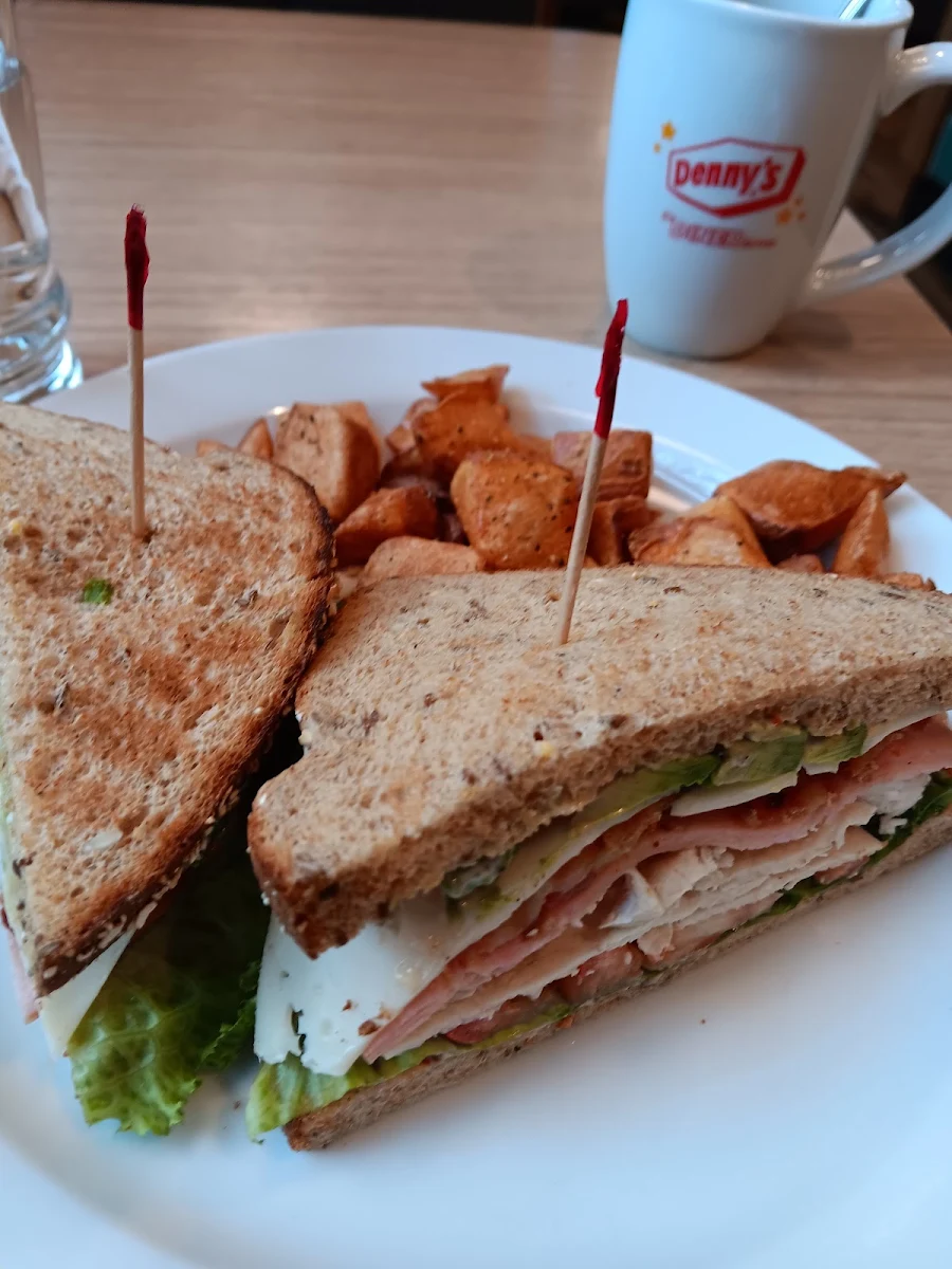 Cali Club Sandwich, Denny's Restaurant Abbotsford - Simon Ave
