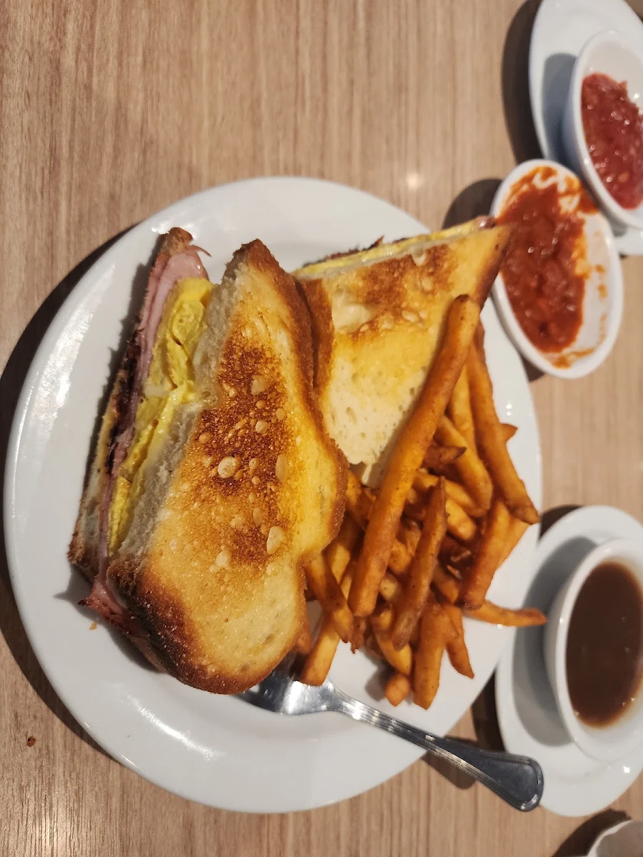Highlights, Denny's Restaurant Abbotsford - Simon Ave