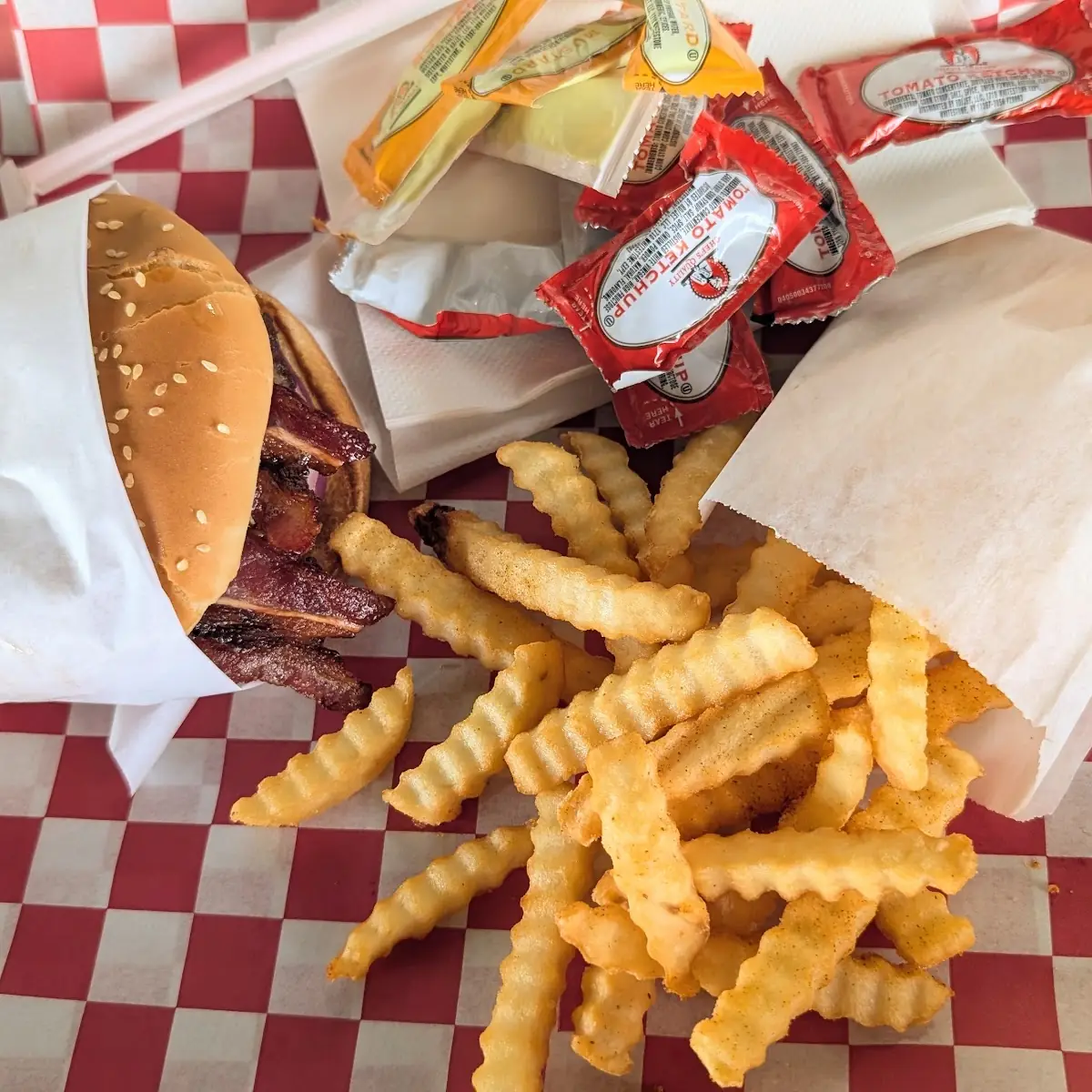 Bacon Cheeseburger and Fries Combo