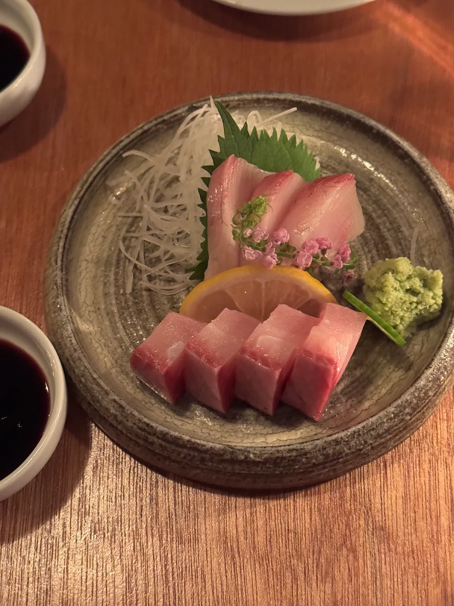 Hamachi Sashimi
