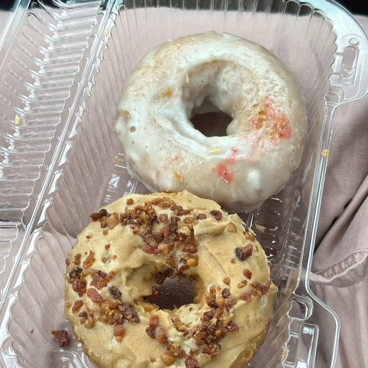 Bagels w Cream Cheese