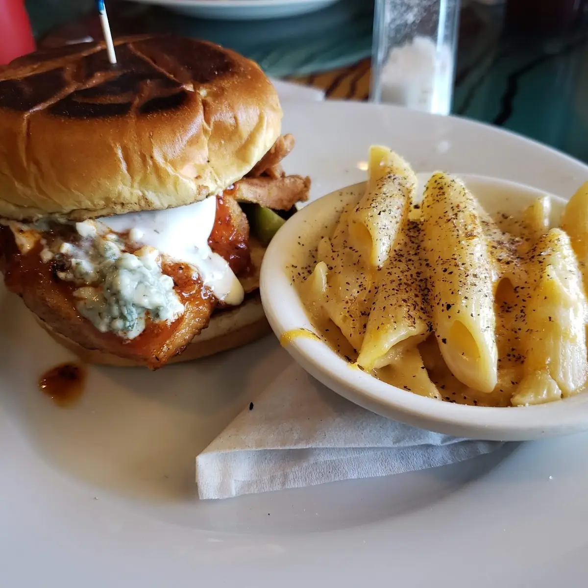 Buffalo Bleu Burger