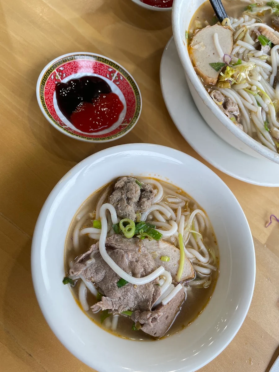 Vietnamese Thick Noodle Soup, La Maison Da Nang