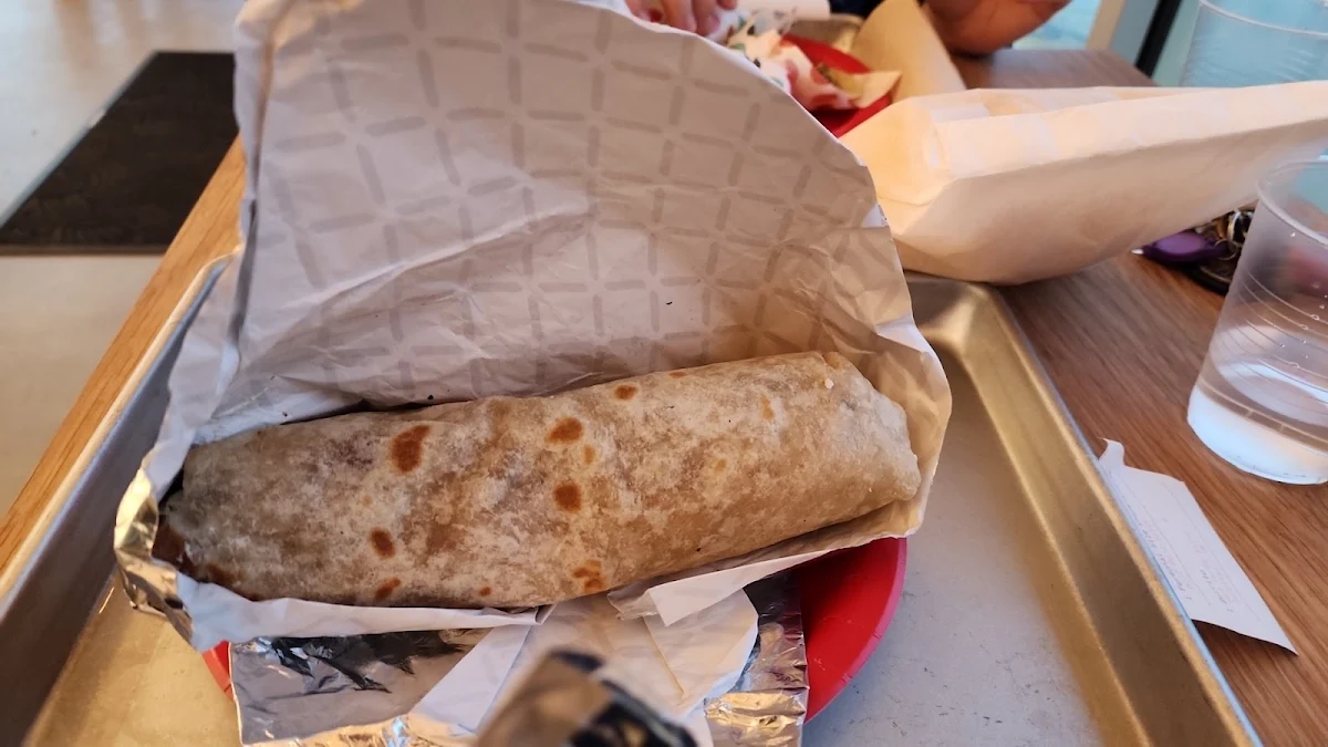 Canadian Burrito, Good Taco