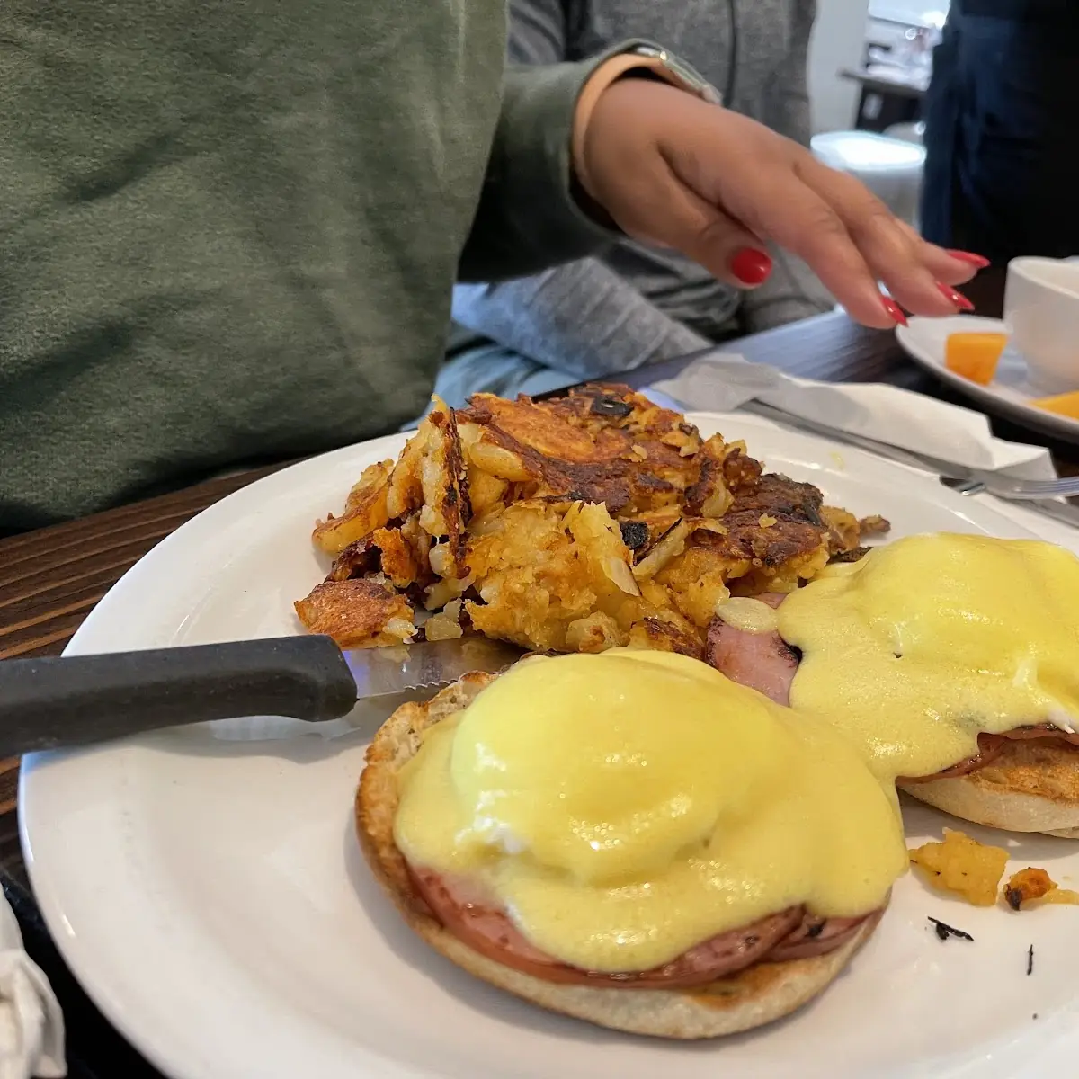 Crab Cake Benedict