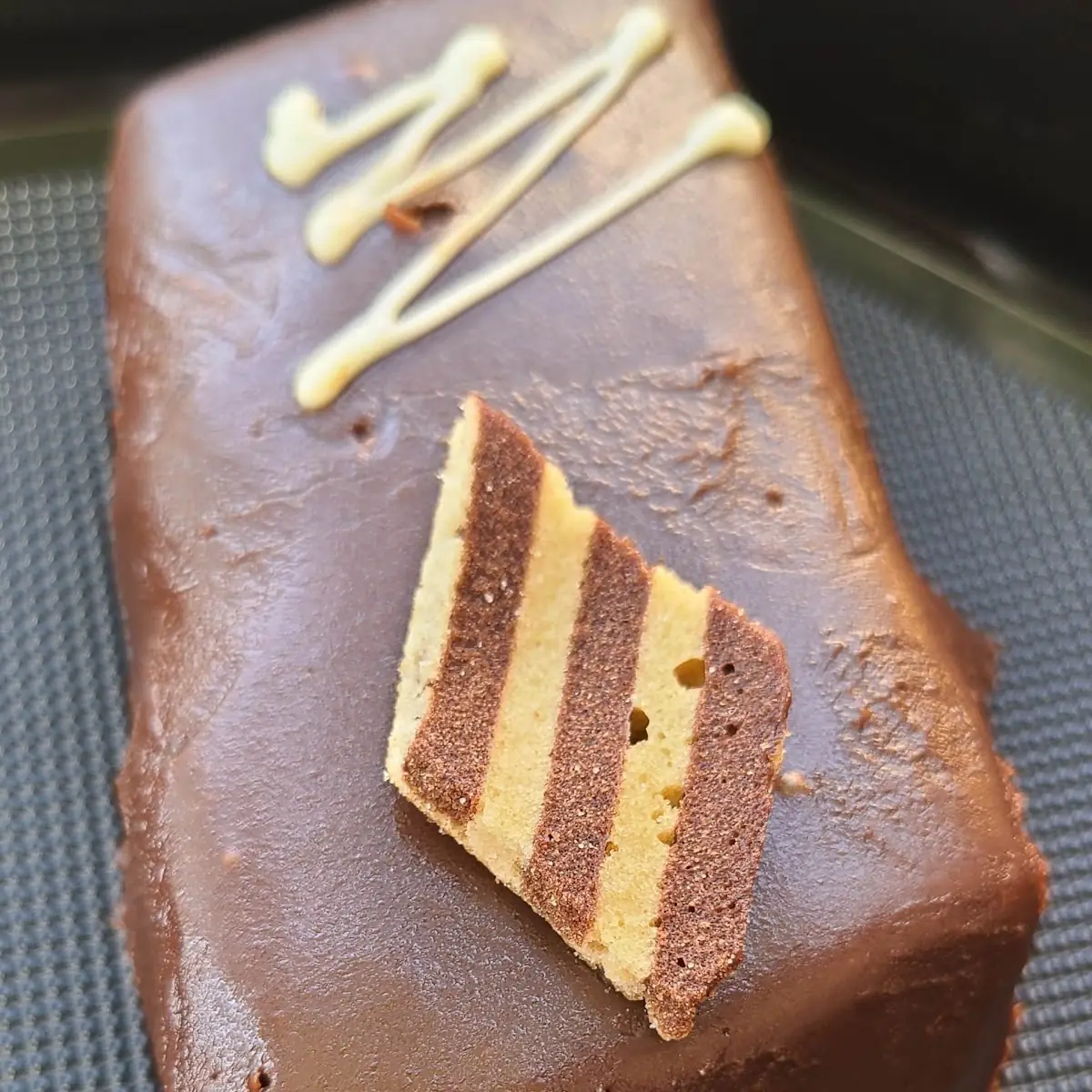 Chocolate Peanut Butter Diamond