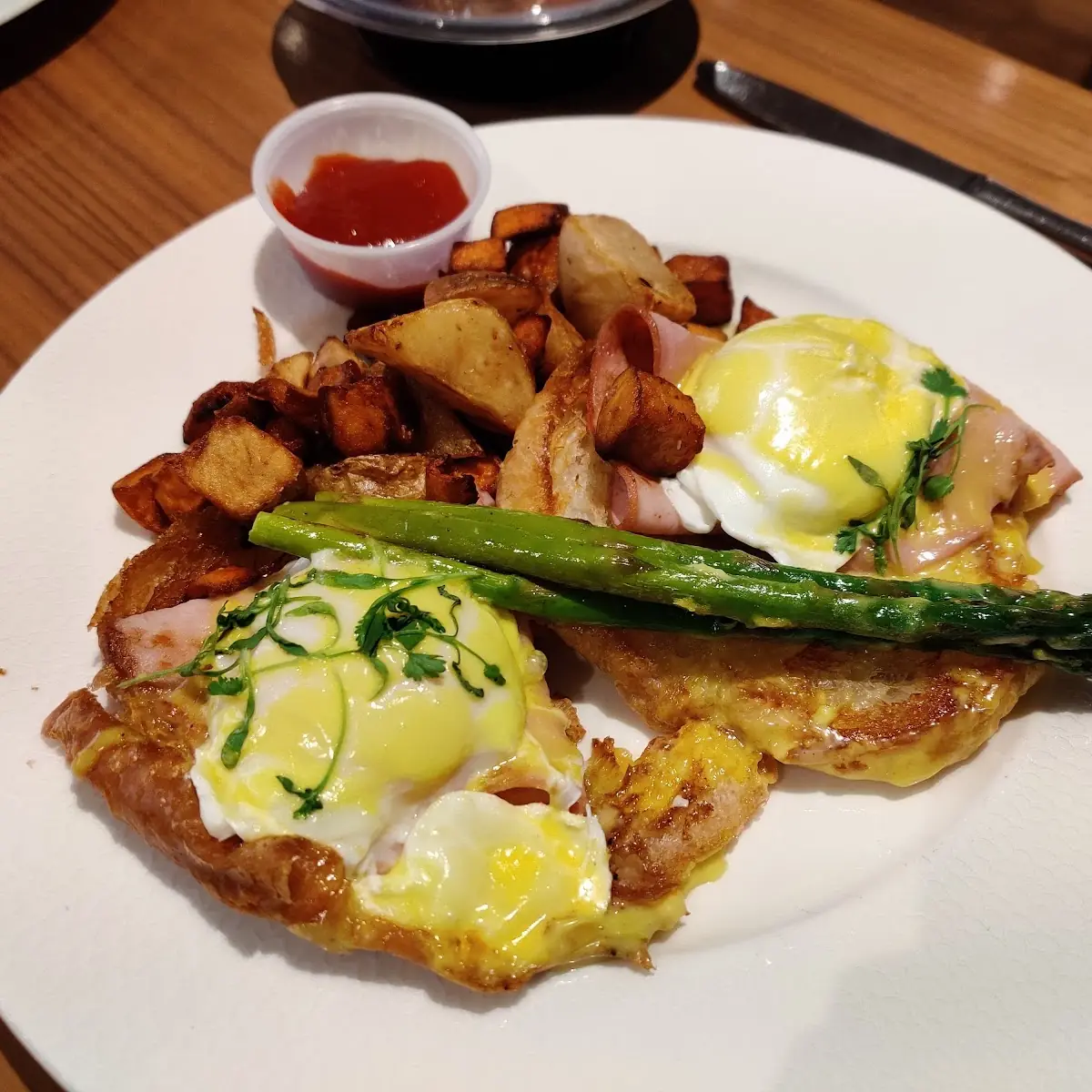 Traditional Eggs Benedict