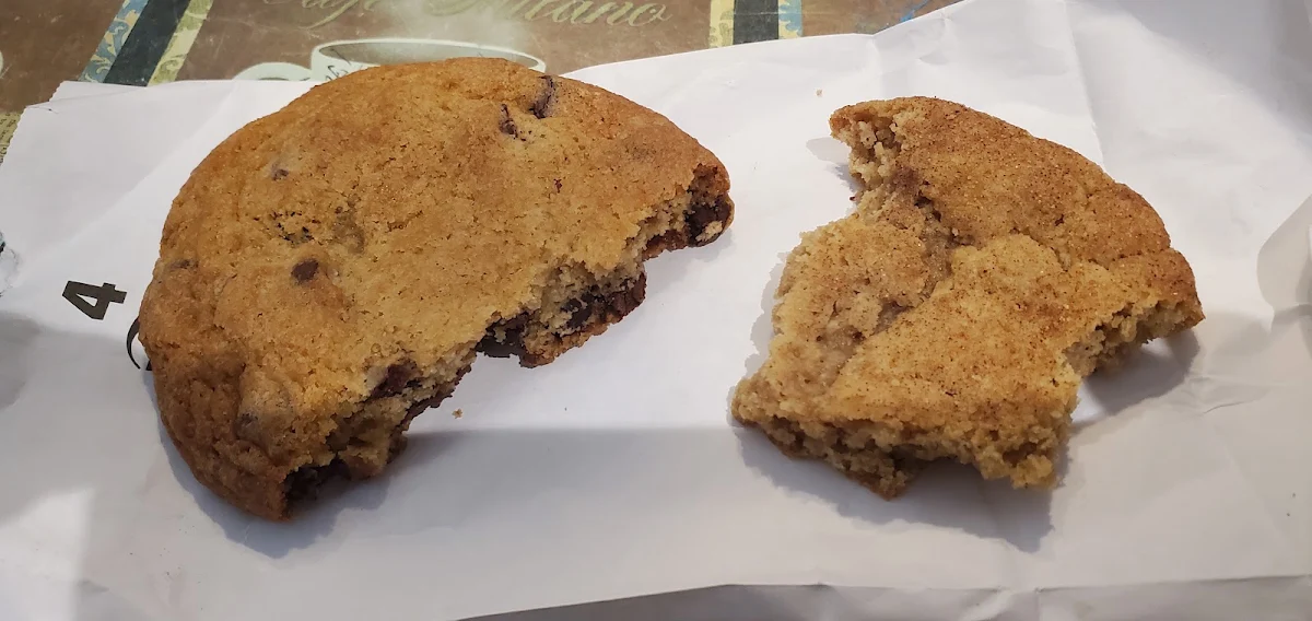 Oatmeal Chocolate Chip Cookie
