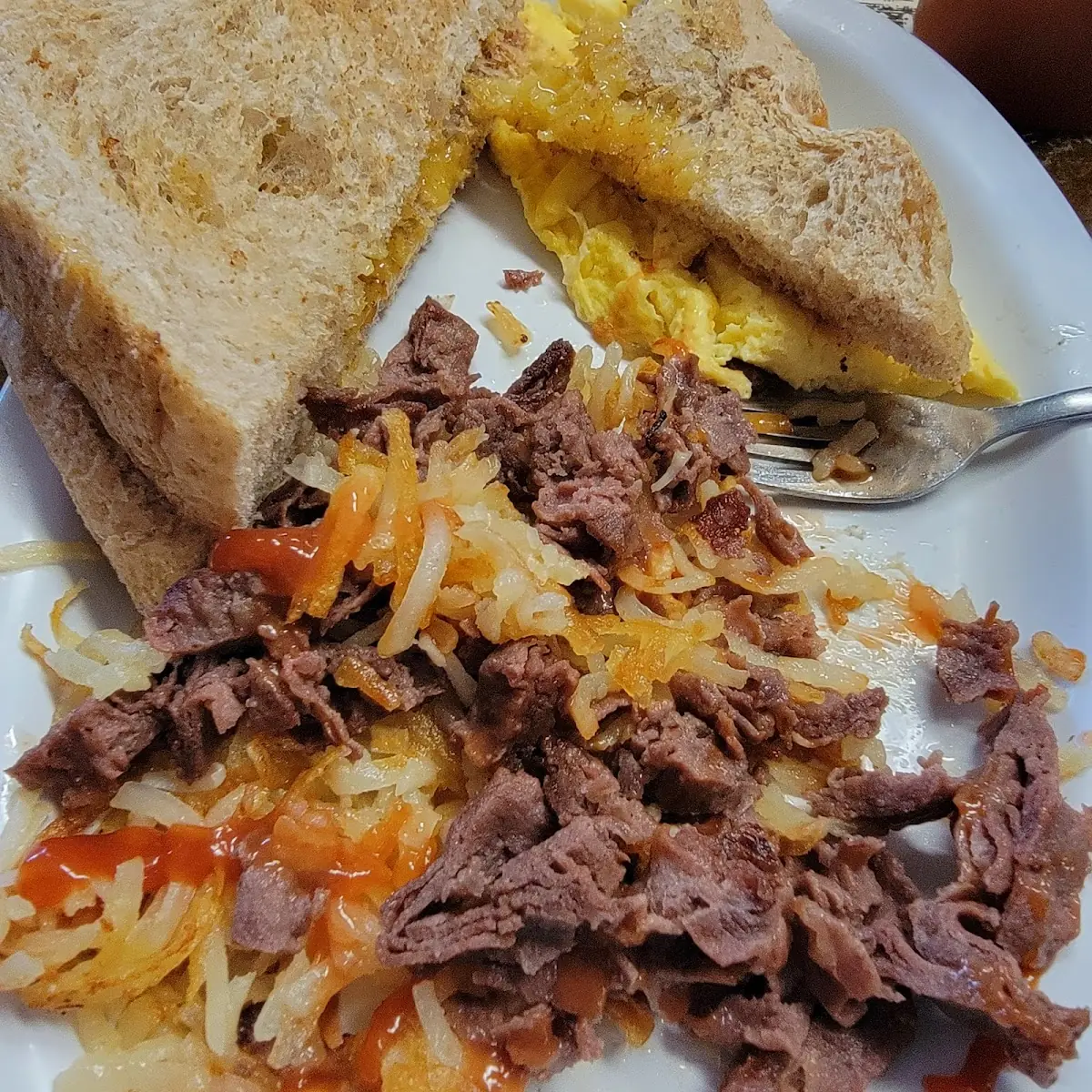 Corned Beef Hash Eggs and Toast