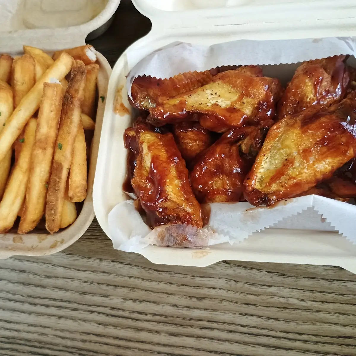 BBQ Wings and Jr Fries