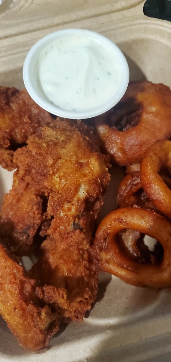 Wings & Onion Rings