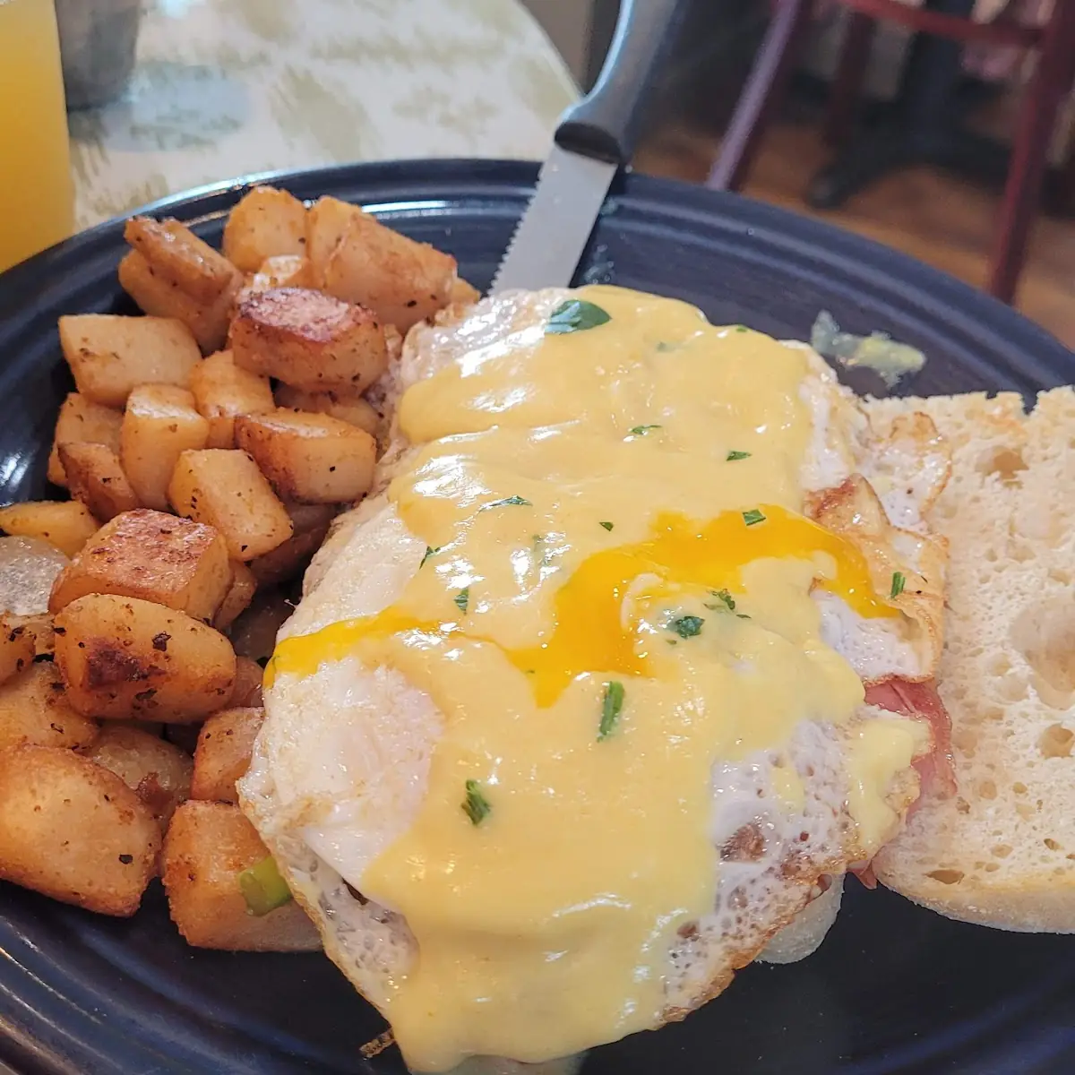 Eggs Benedict