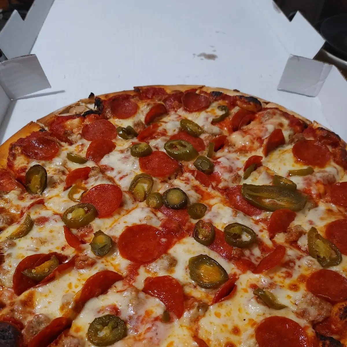 Cheese Pizza (Medium - 14")
