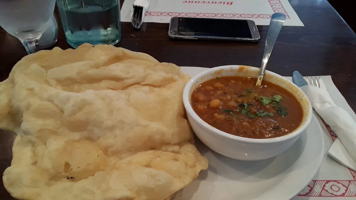 Channa Bhatura