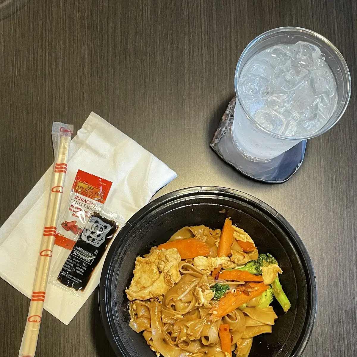 Pad See Eew with Chicken