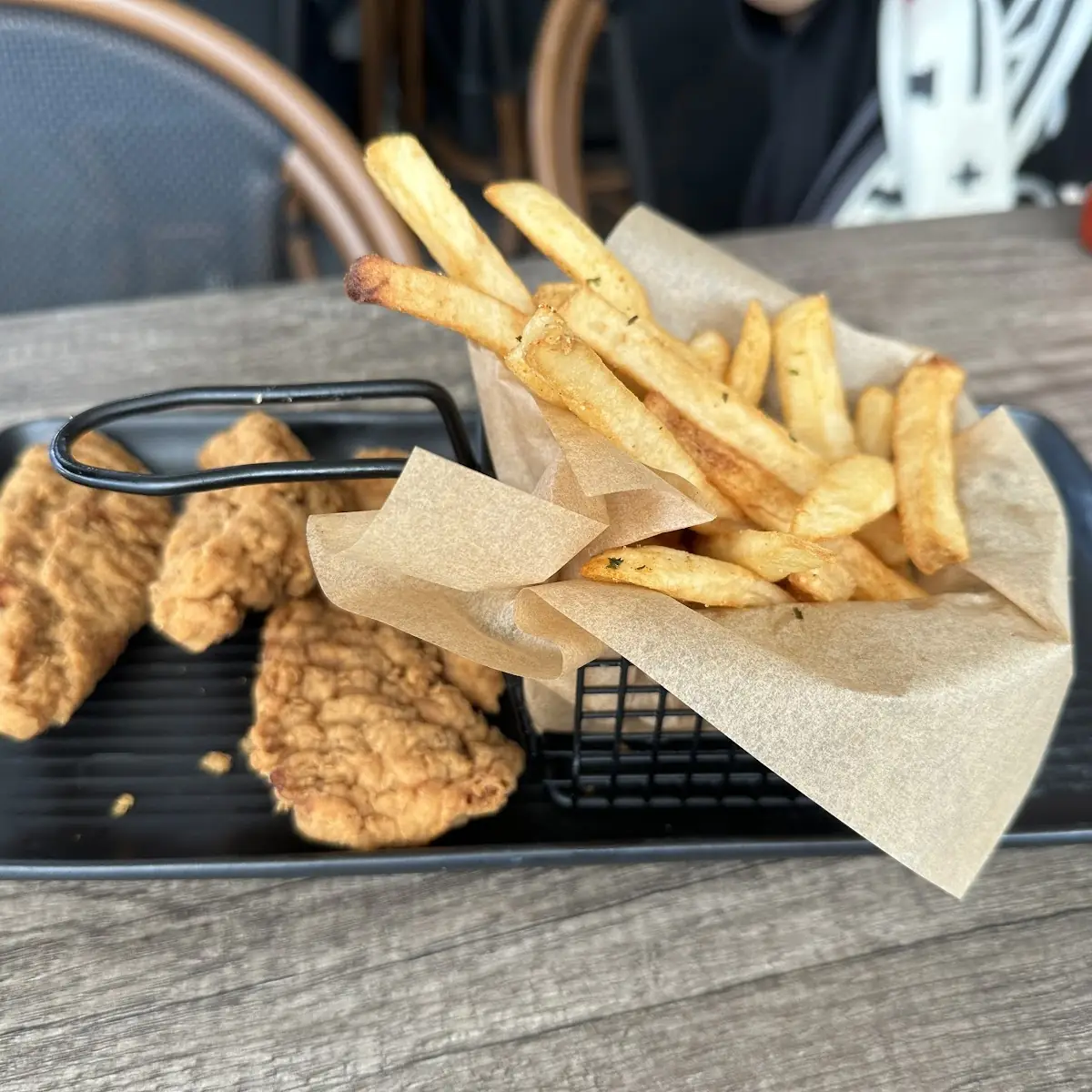Chicken Tender & Fries