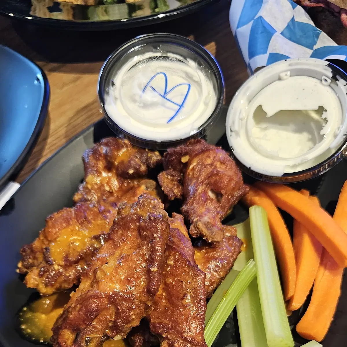Spicy Garlic Parmesan Wings