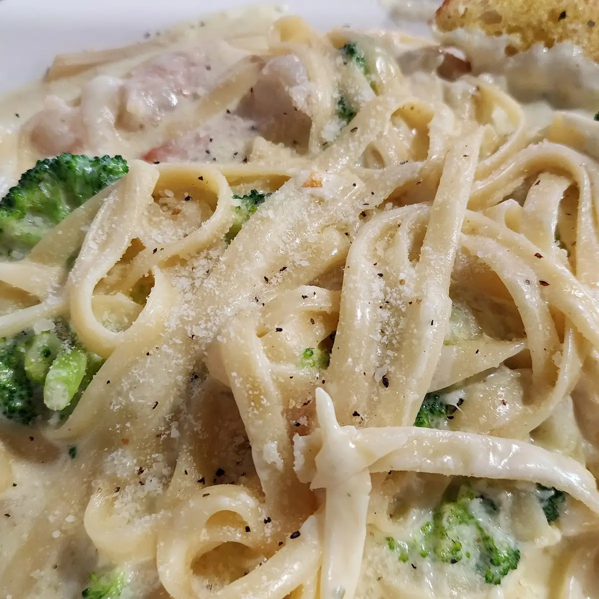 Fettuccine Alfredo with Shrimp