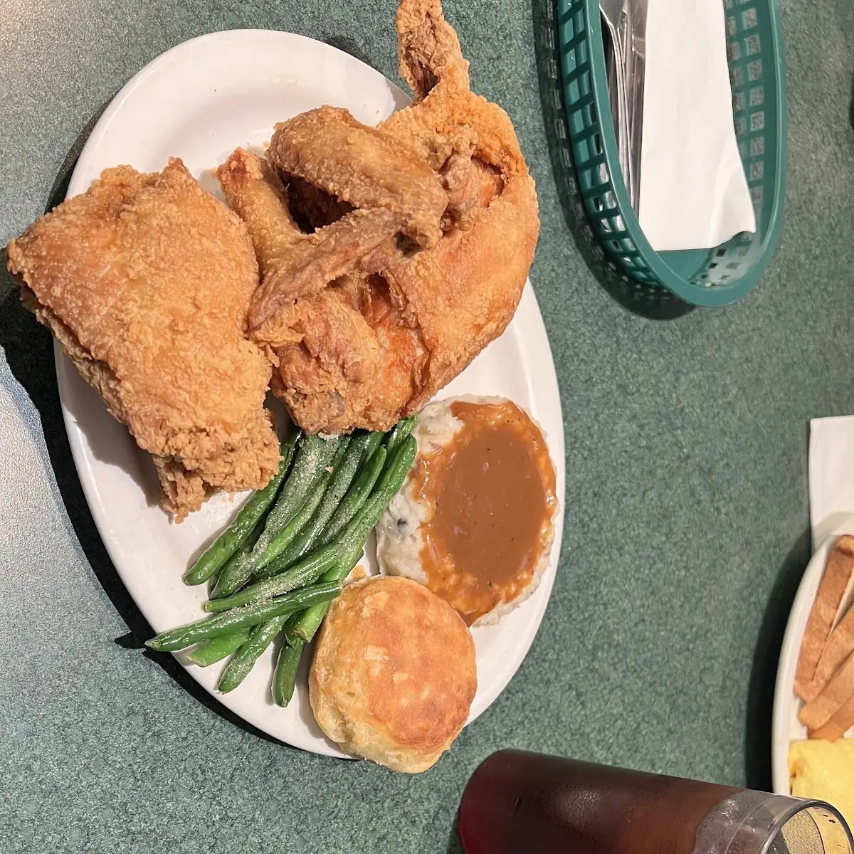 Fried Chicken with Mashed Potatoes