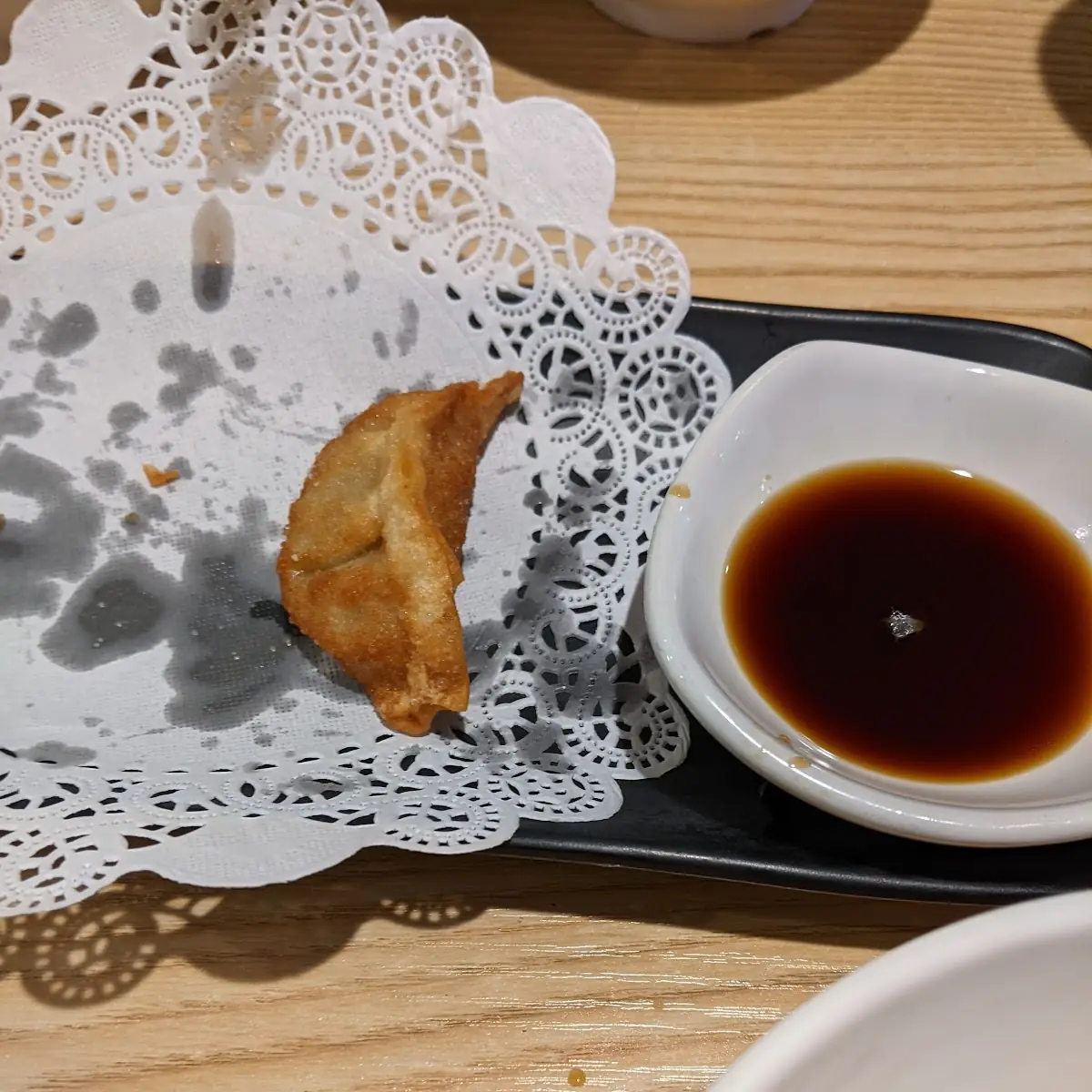 Fried Dumplings Seaweed Salad
