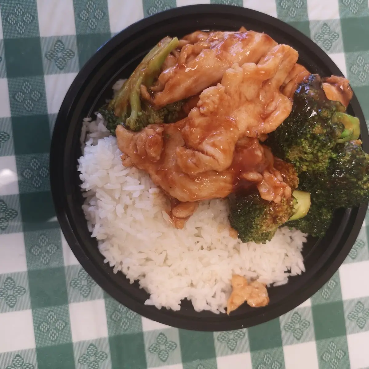 Steamed Chicken with Broccoli